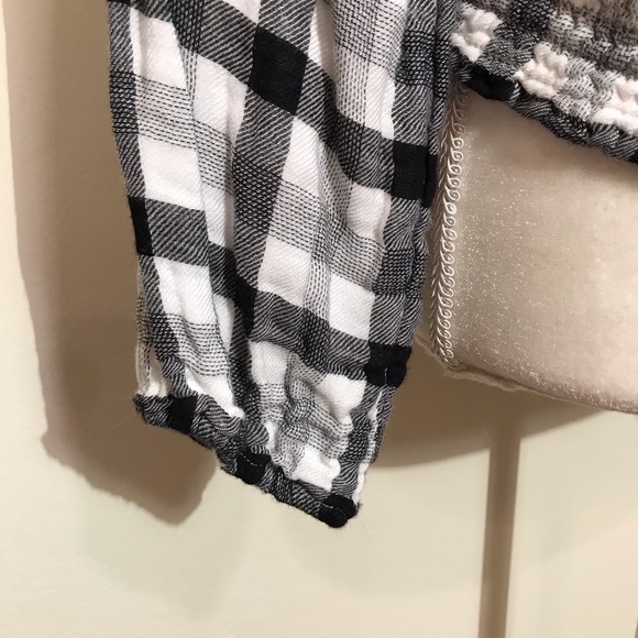 Anthropologie Cloth and Stone Gingham Plaid Black White Peasant Blouse Top Small - Picture 8 of 9
